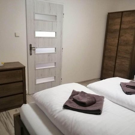 Apartman West Poprad Buitenkant foto