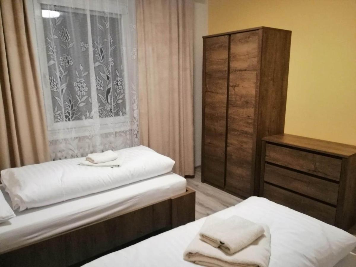 Apartman West Poprad Buitenkant foto